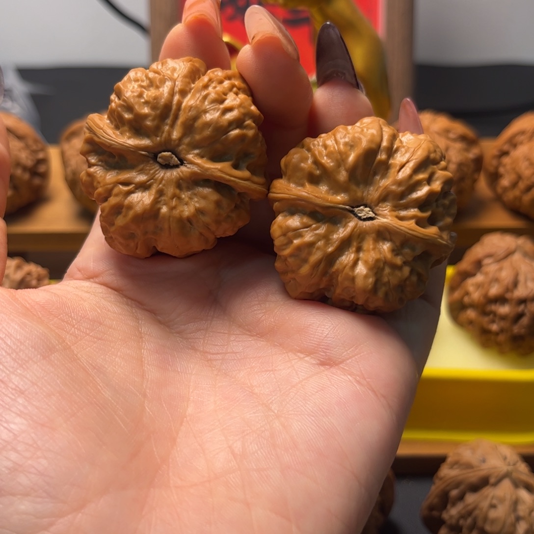 Z***˗把件文玩核桃蛤蟆头40