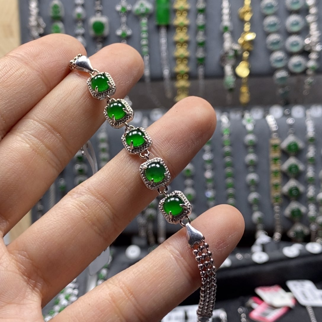 翡翠颈饰银S925镶嵌濃*翡翠手链