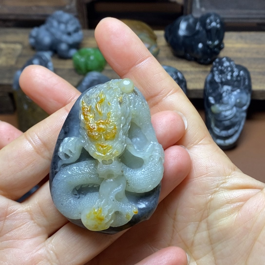 颈饰未镶嵌和田玉菩*