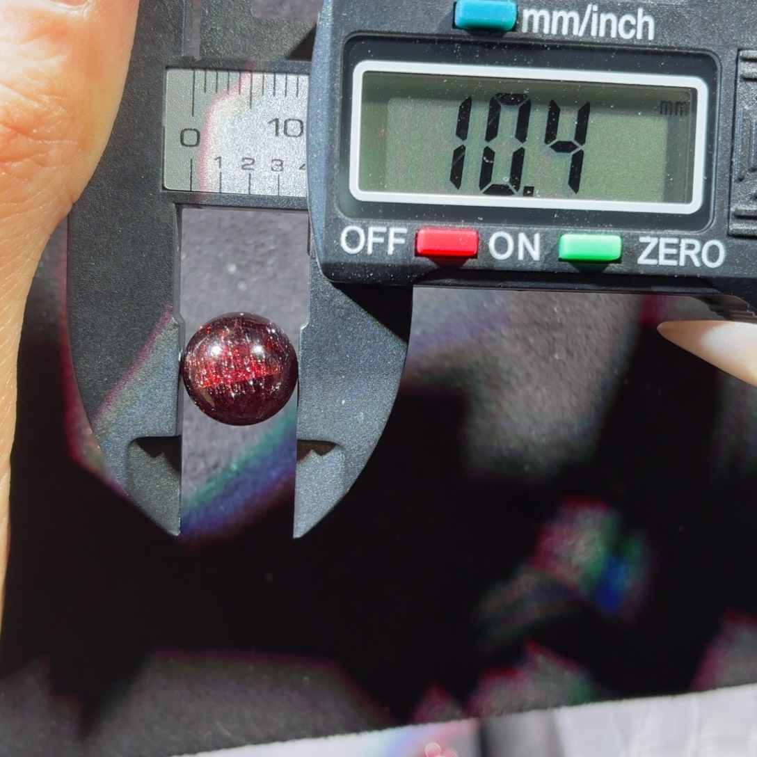 B***a水晶珠宝半成品未镶嵌超七单珠10.4左右