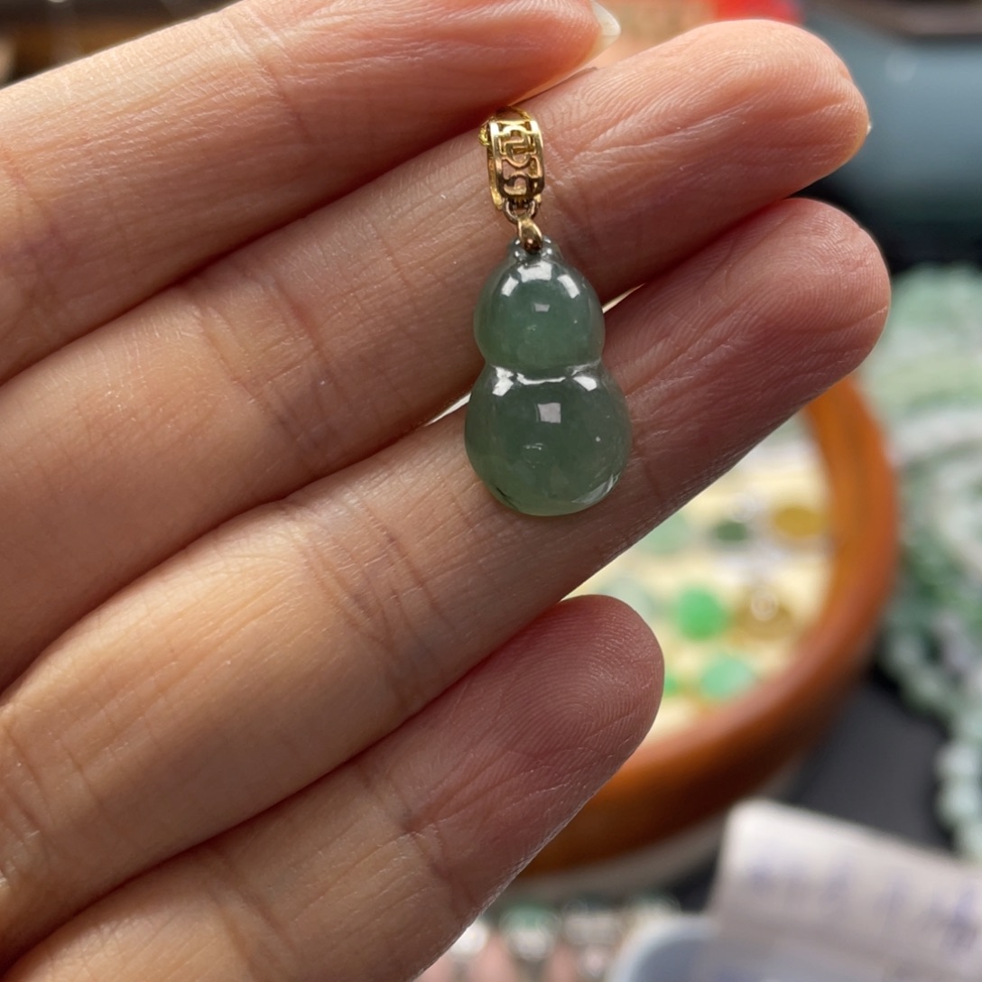 柠***.翡翠银S925镶嵌颈饰