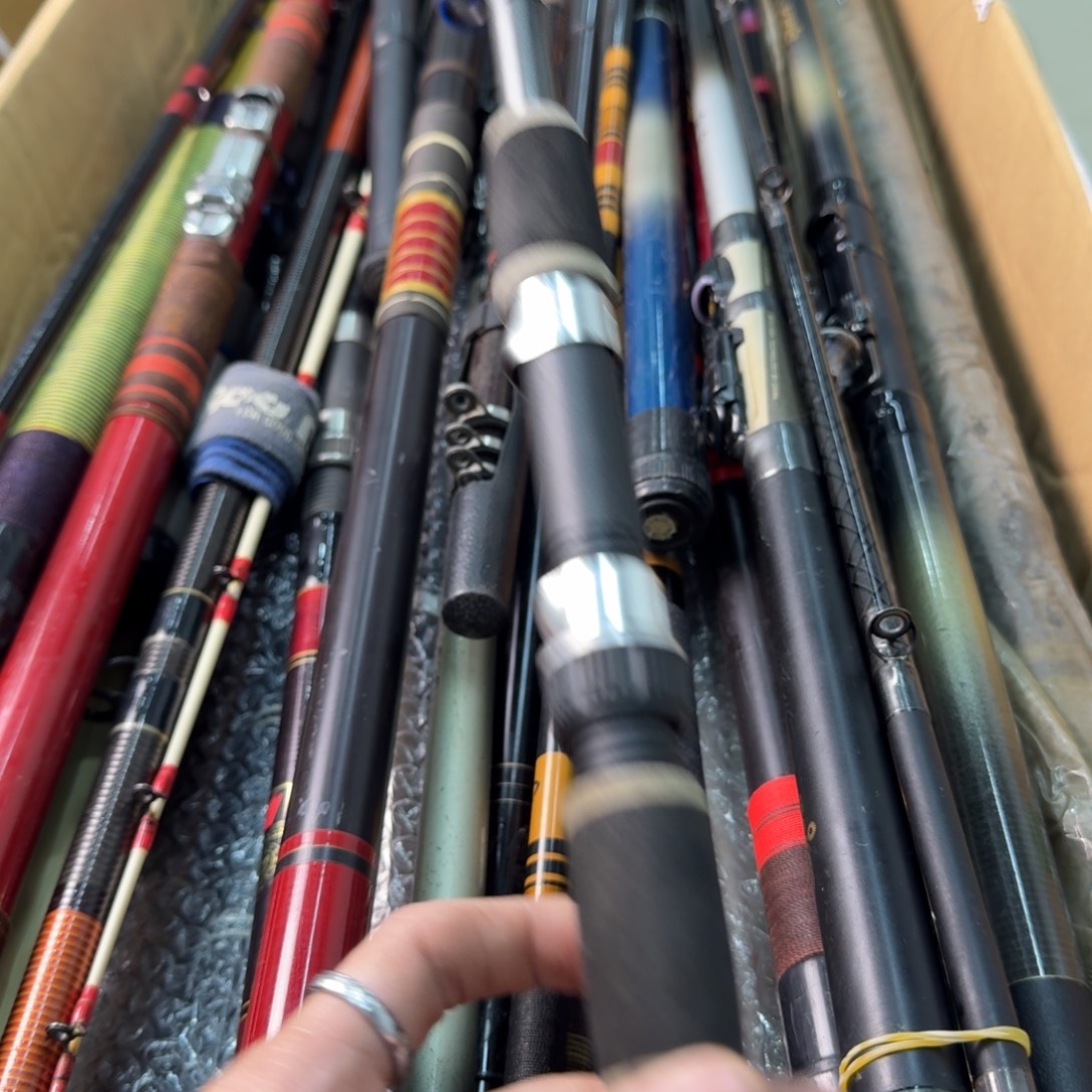米***爷钓鱼竿孤品微瑕疵
