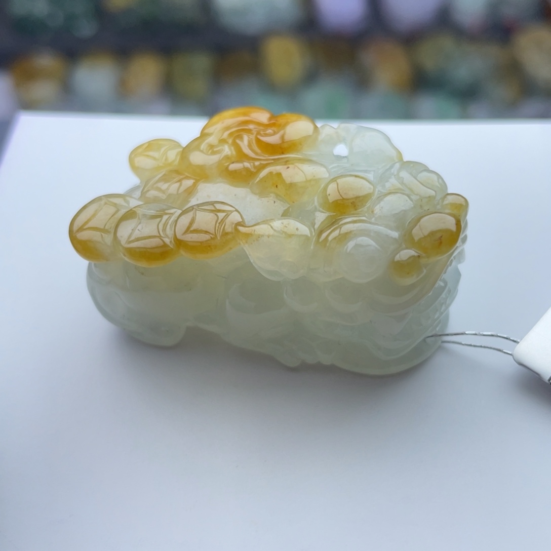 翡翠颈饰未镶嵌貔貅