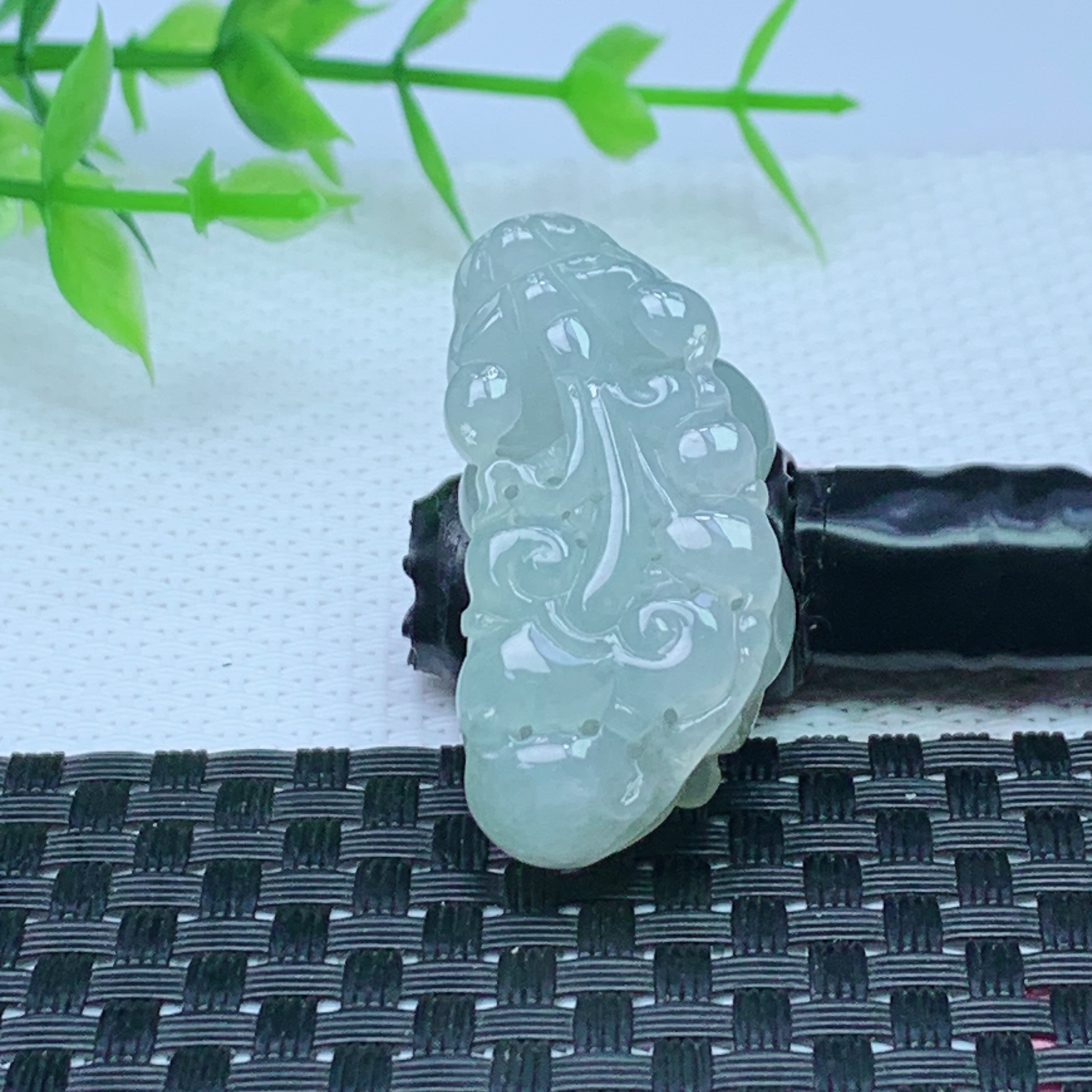 缅甸天然A货翡翠水润貔貅吊坠 尺寸；36.4*18.2*12.9mm