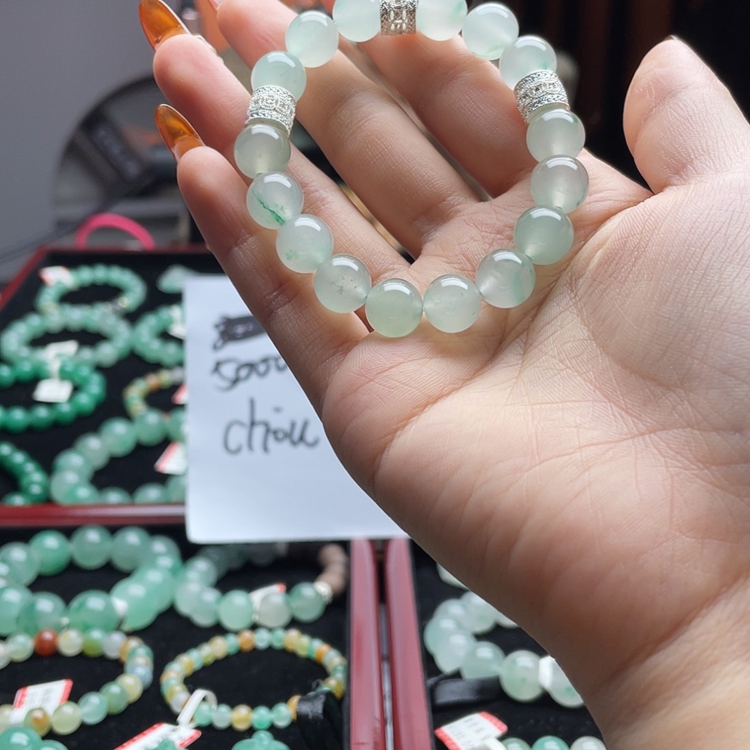 石英质玉（非洲翠）未镶嵌手串