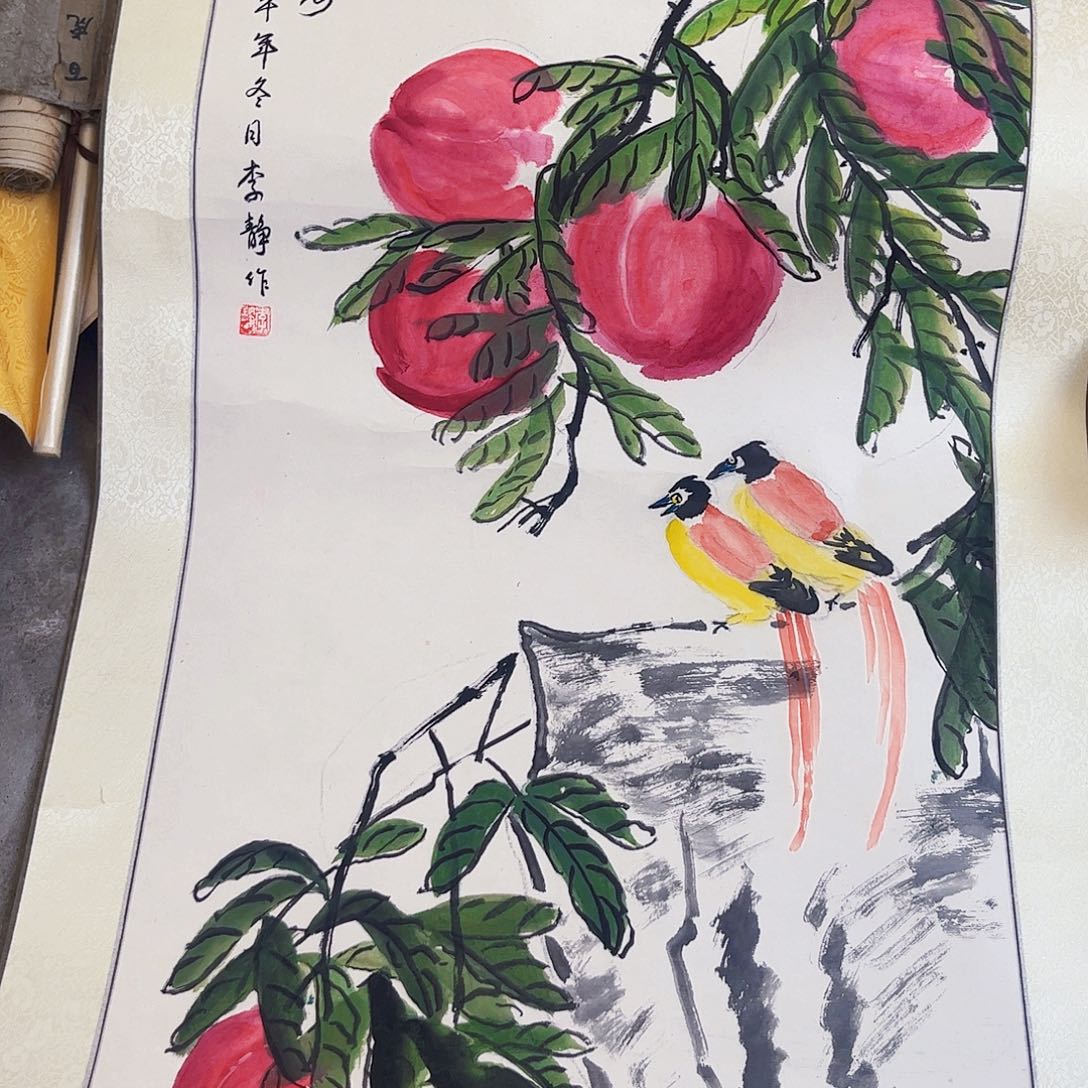 摆件，破损，水渍，轴坏都是正常的