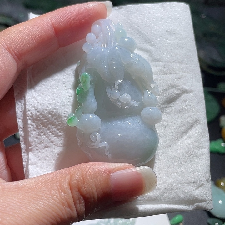 颈饰未镶嵌翡翠天