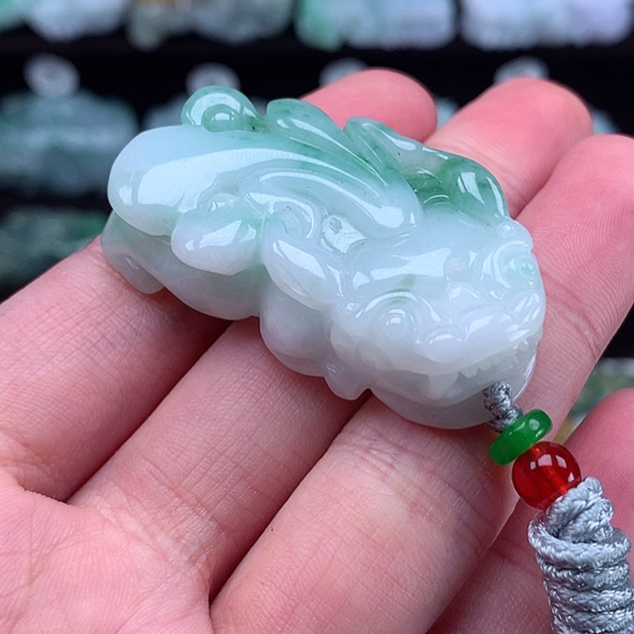 【闪购商品】翡翠颈饰未镶嵌貔貅