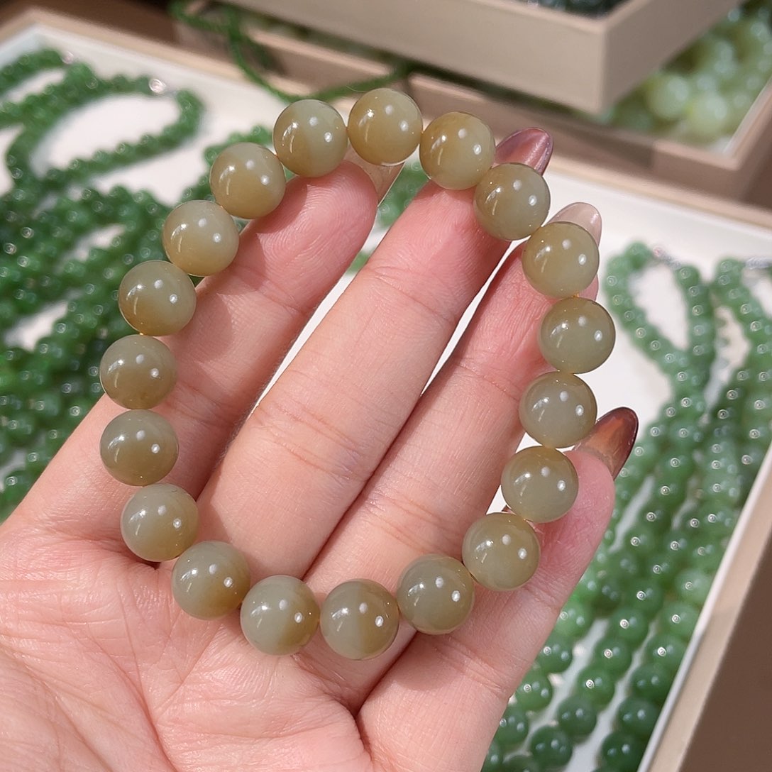 和田玉手链未镶嵌10金山矿 