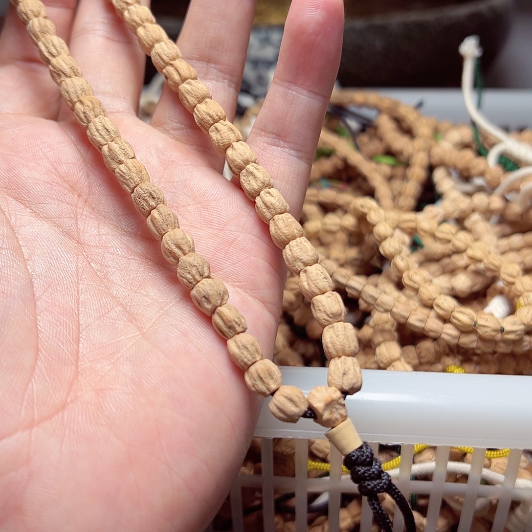 柏香籽/百香籽吊坠