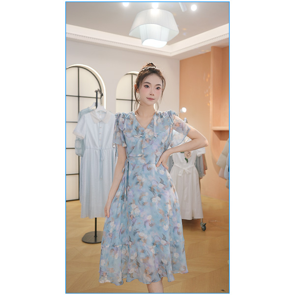 L8970  2025年夏季新款时尚V领设计感气质收腰显瘦中长款连衣裙