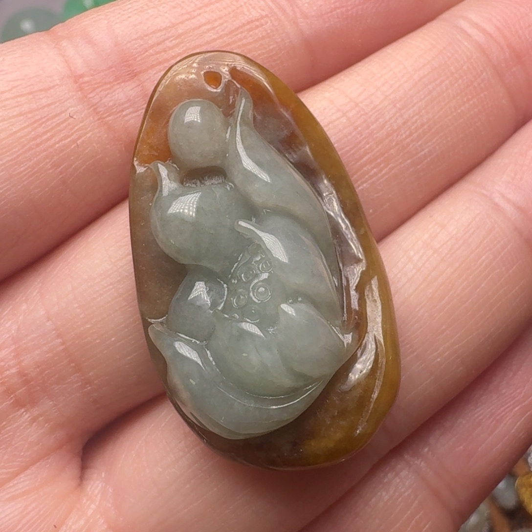 翡翠未镶嵌颈饰翡翠荷花牌