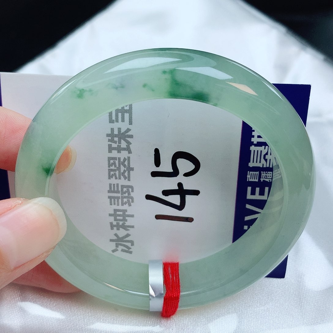 翡翠手镯未镶嵌缅甸天然A货翡翠手镯