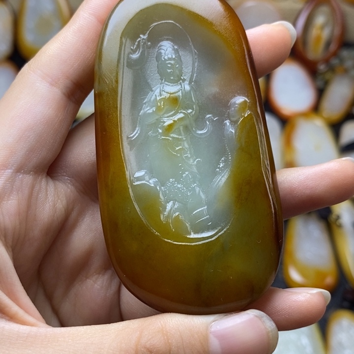 和田玉未镶嵌颈饰