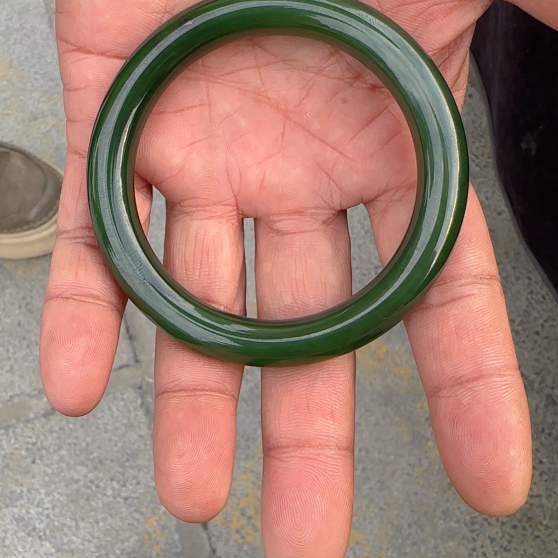 和田玉未镶嵌耳饰