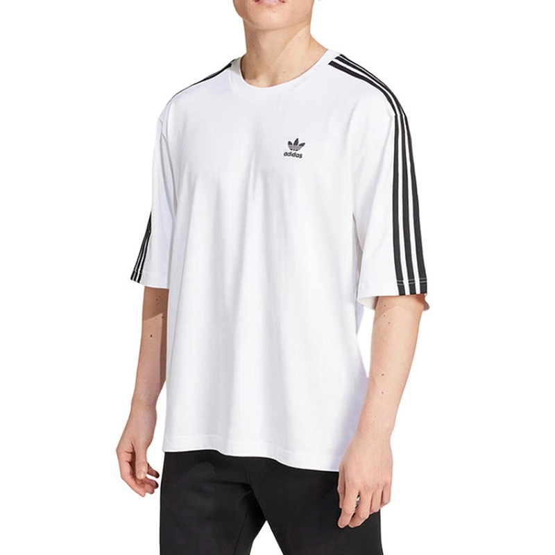 adidas/阿迪达斯三叶草男款时尚舒适透气休闲宽松圆领T恤IZ2474
