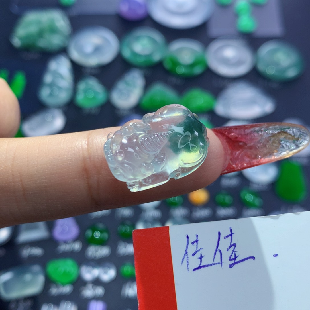 翡翠颈饰未镶嵌纯天然缅甸翡翠A货