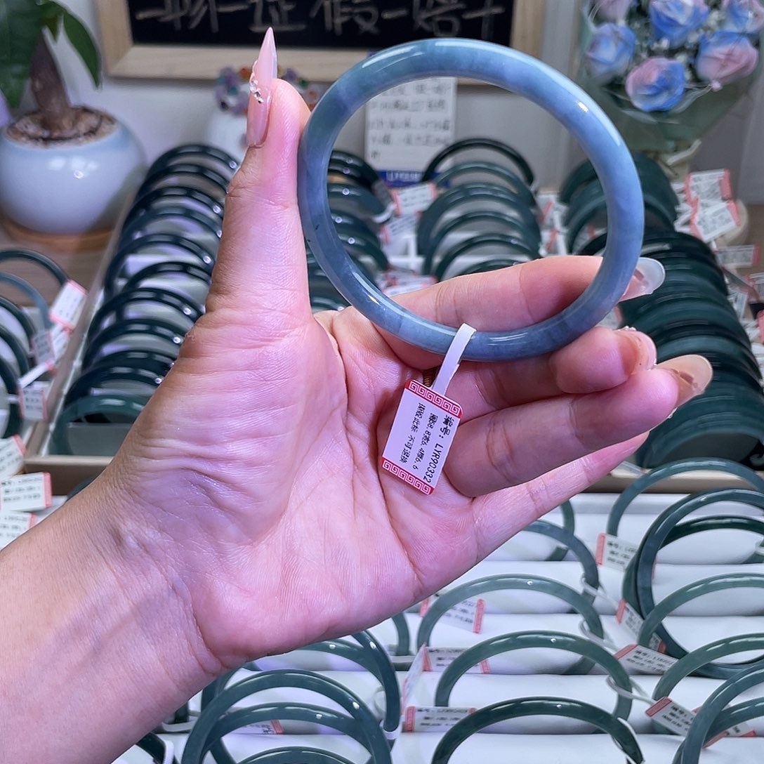 翡翠手镯未镶嵌美人条58.8