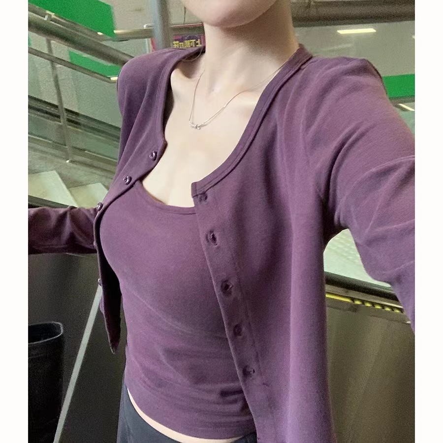 徐秋阳 很有韵味 百搭时尚休闲设计感显瘦显白套装吊带+外套11660