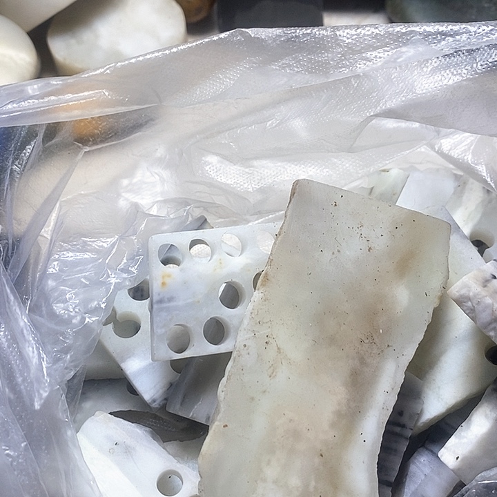 透闪石质玉珠宝半成品未镶嵌