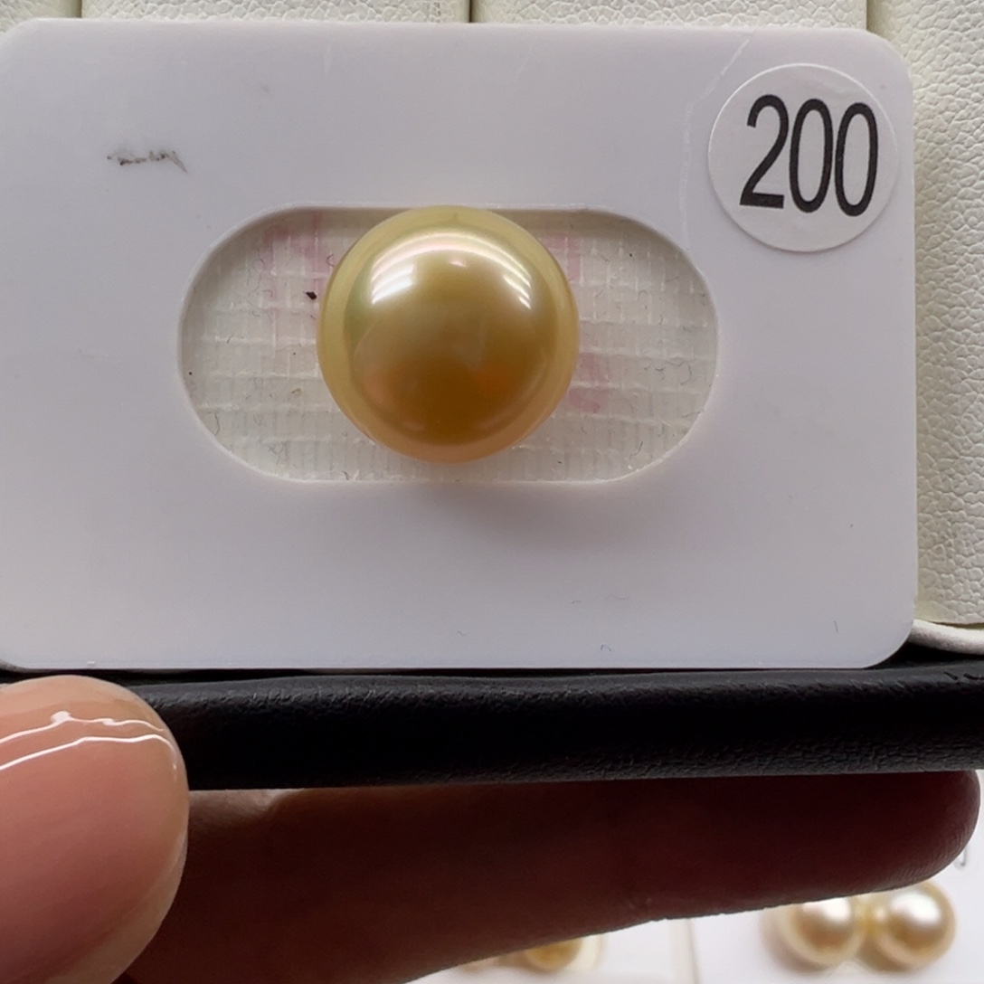 未镶嵌金珠裸珠12+ mm海水珍珠