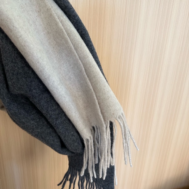 WMM全羊毛卡其灰色系流苏围巾女士秋冬服饰配件百搭