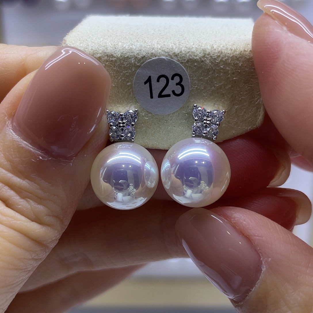 未镶嵌淡水珍珠耳饰