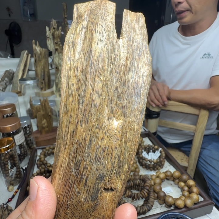 沉香沉香碎屑120克