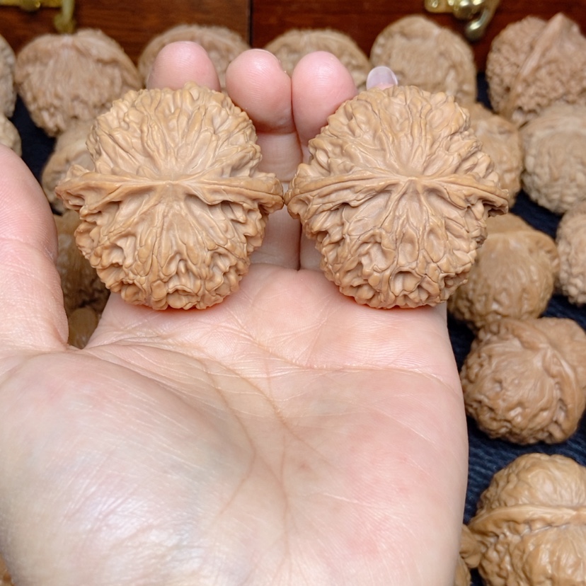 【闪购商品】文玩核桃吊坠?*溜苹果园45