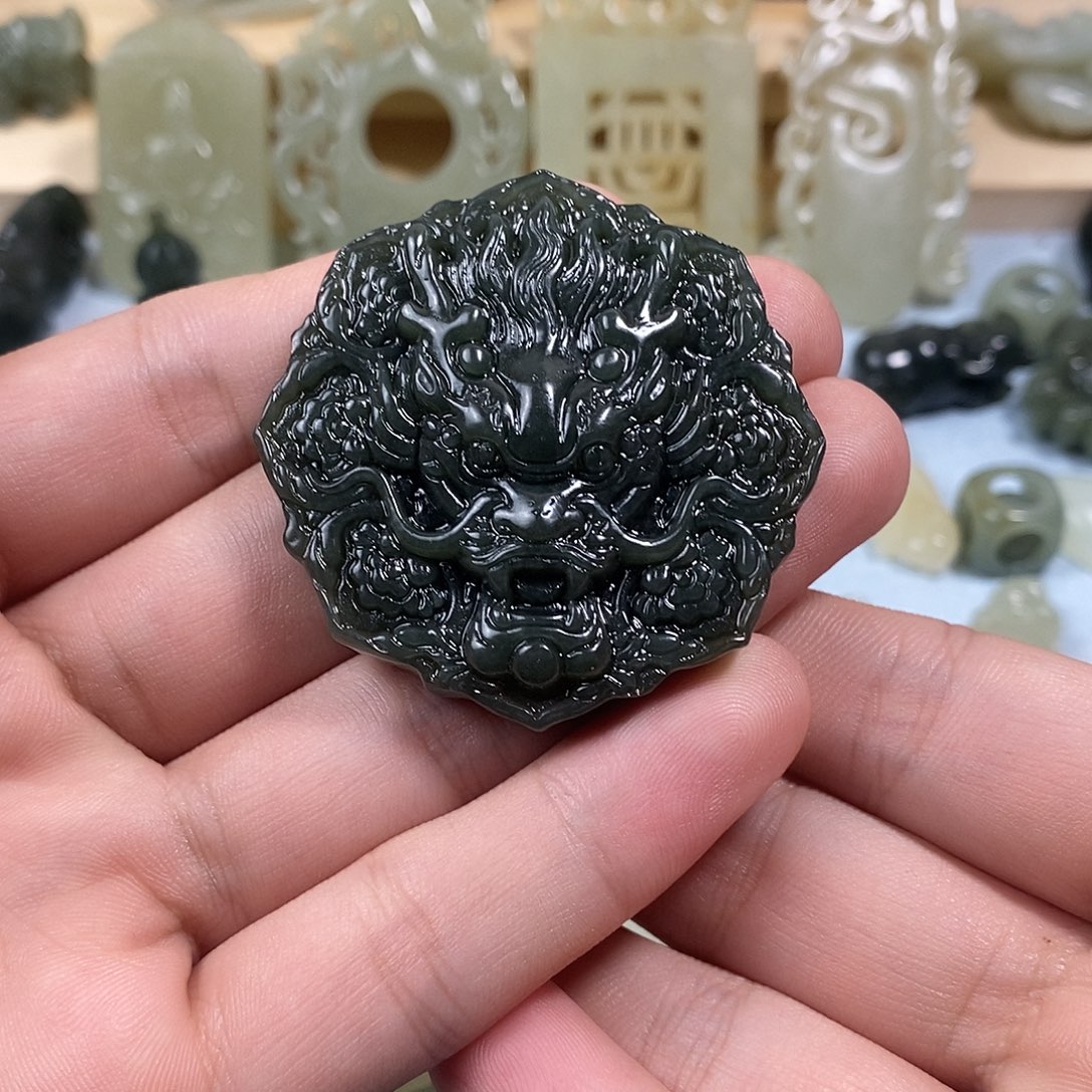 和田玉未镶嵌挂件