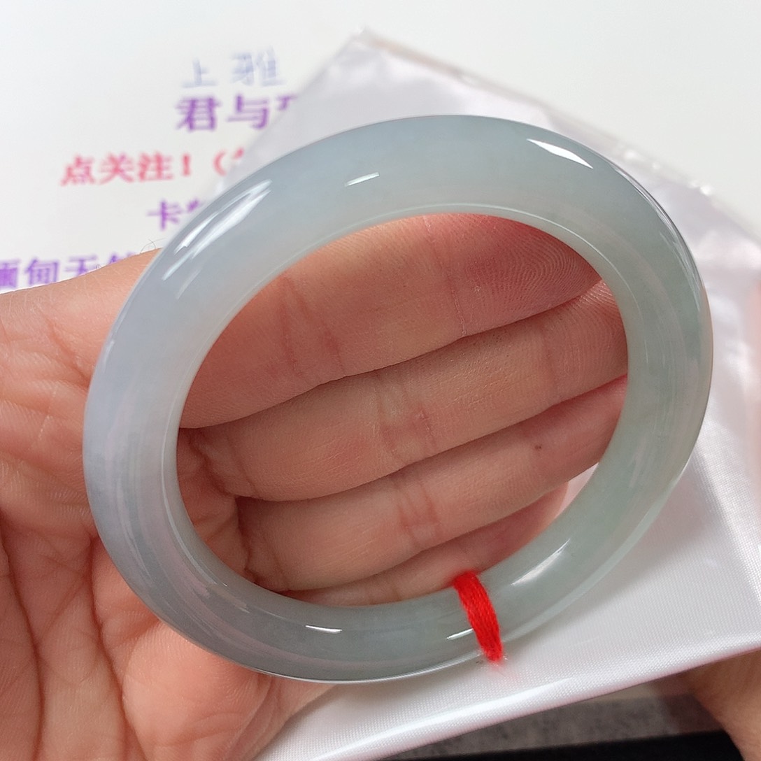 翡翠手镯未镶嵌①④⑨