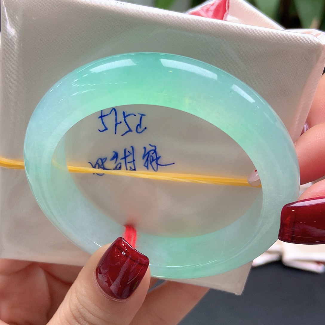 翡翠未镶嵌手镯冰甜绿17号