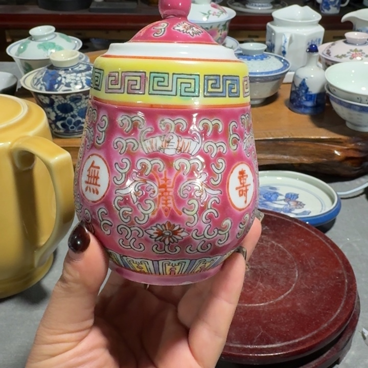 摆件万寿无疆茶叶罐红色
