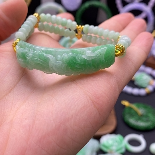 宇***9翡翠未镶嵌手链翡翠手链