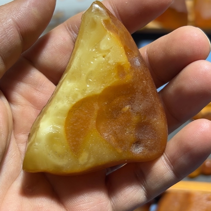 定制琥珀未镶嵌波罗的海琥珀