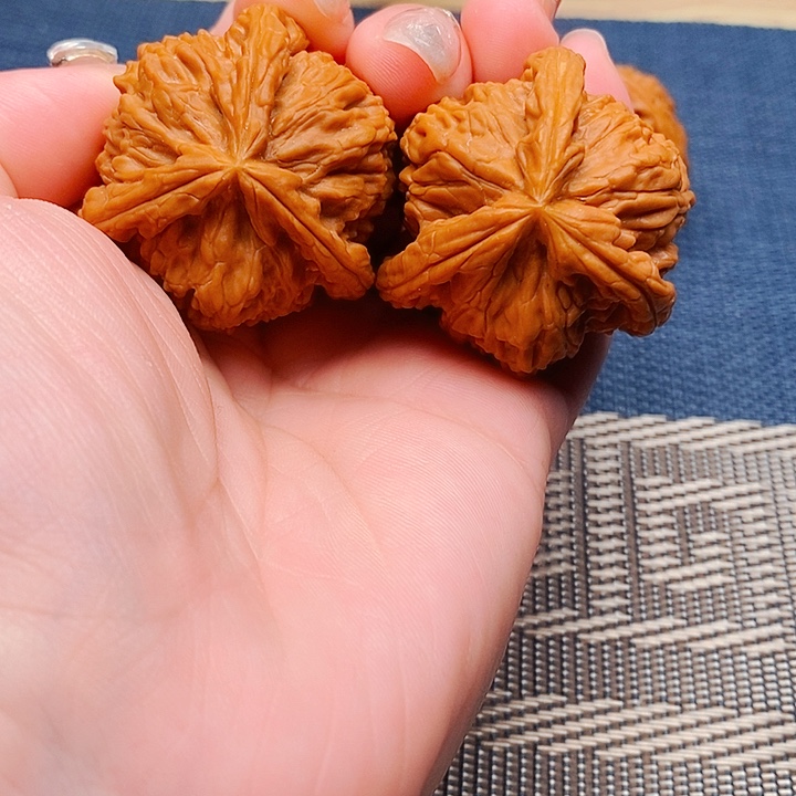 遗***～吊坠文玩核桃三棱