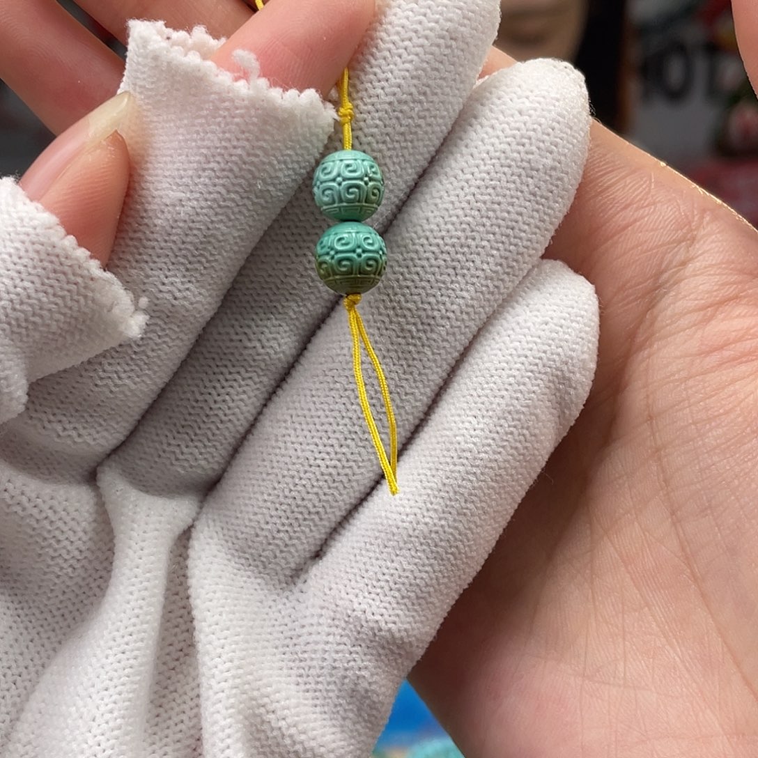 绿松石未镶嵌挂件