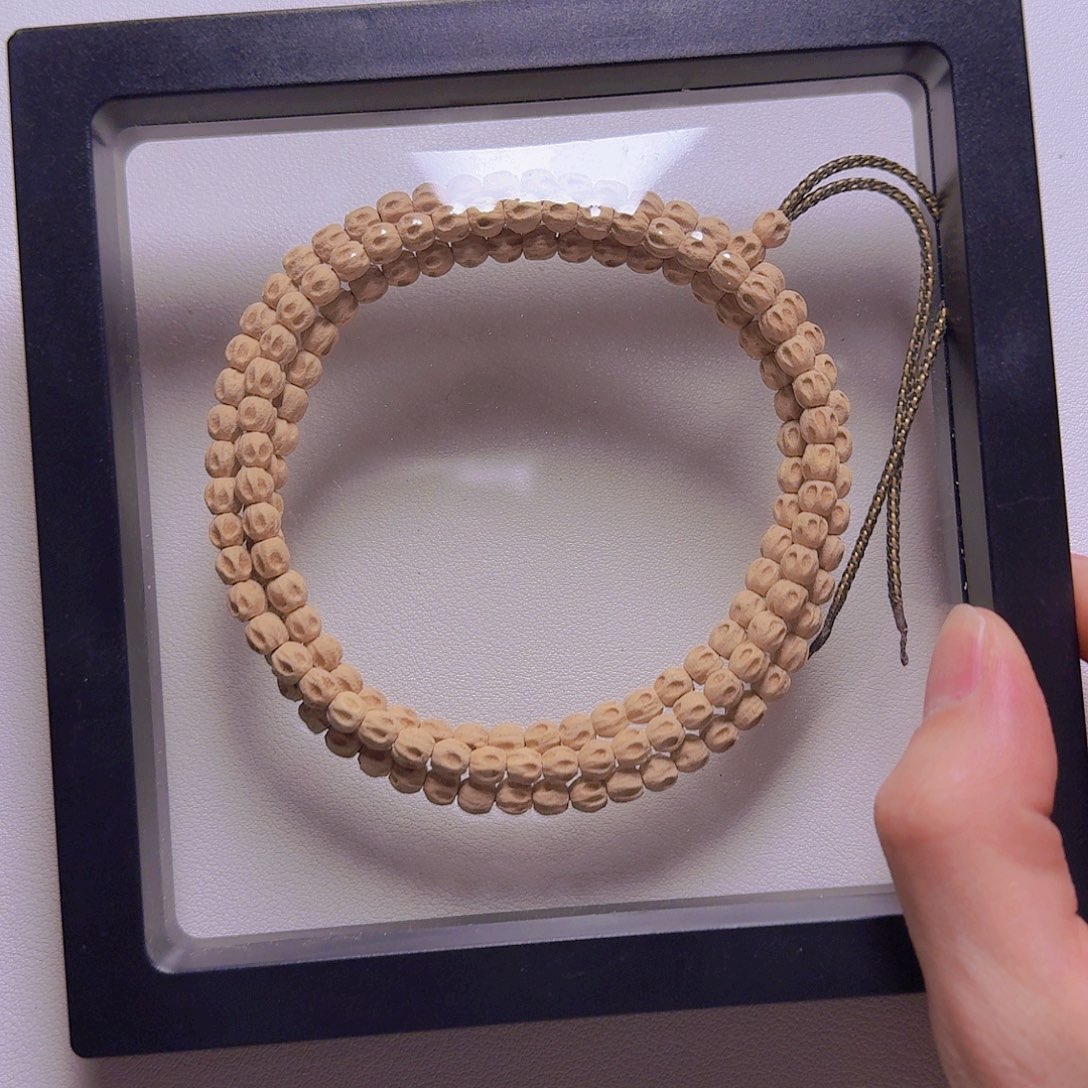 雒***️柏香籽/百香籽吊坠