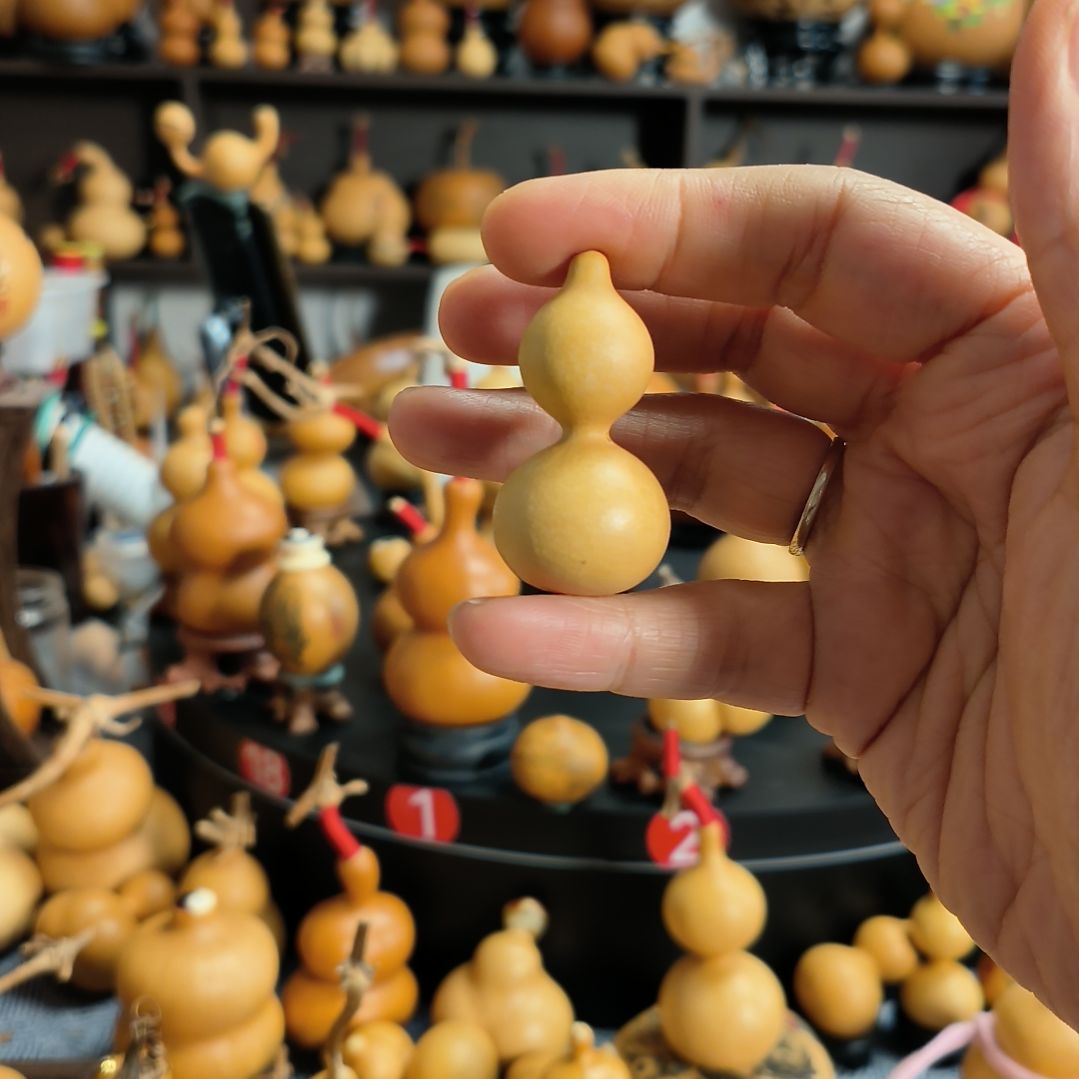 粉***肉葫芦福禄双全手把件