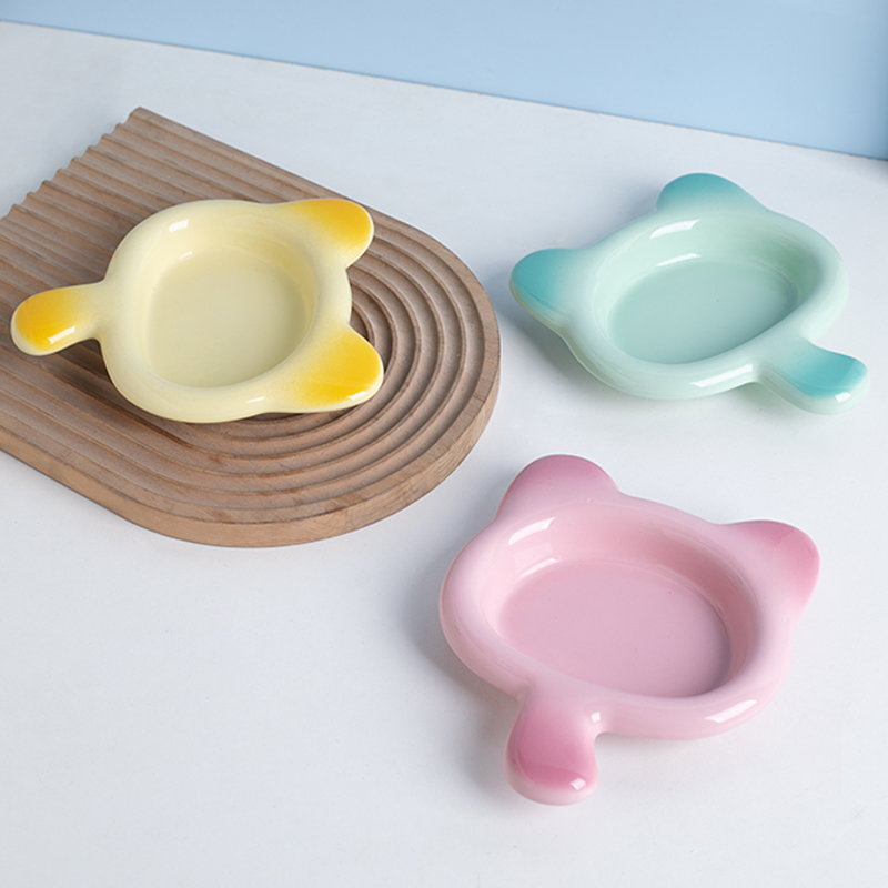 陶瓷宠物碗可爱猫咪零食碟幼猫幼犬食碗水碗猫陶瓷零食碗辅食餐碟