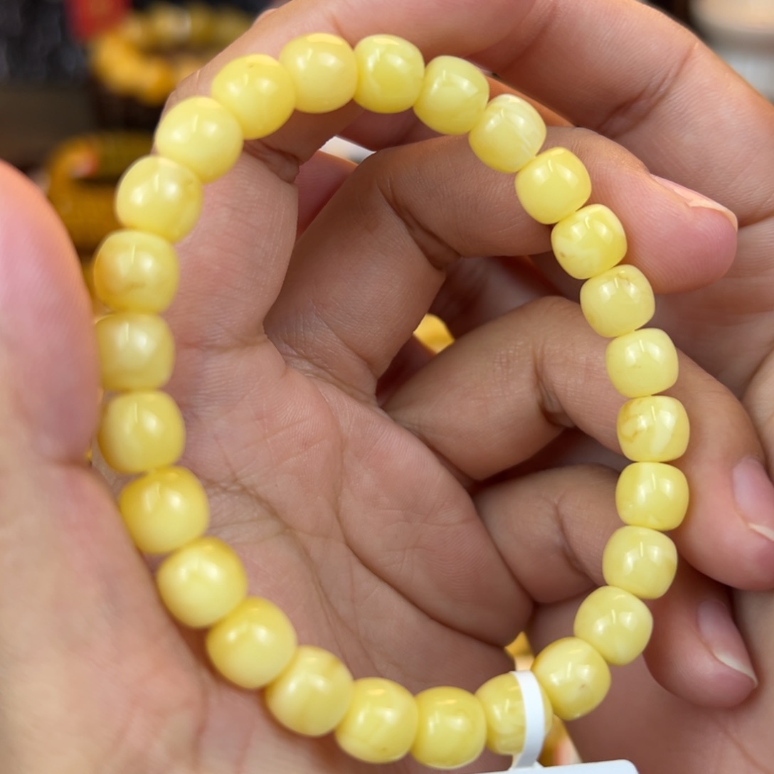 琥珀裸石未镶嵌h h g h j n k k