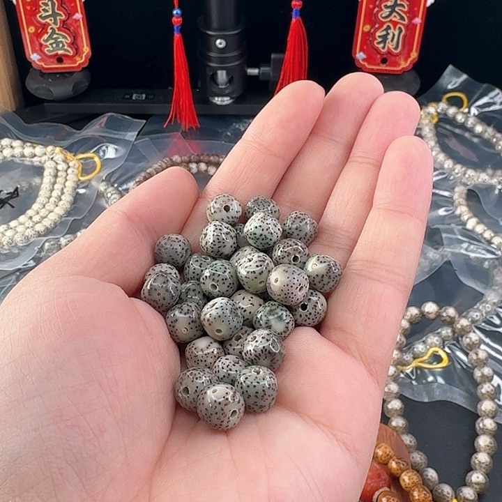 星月菩提手串石玉料30个籽