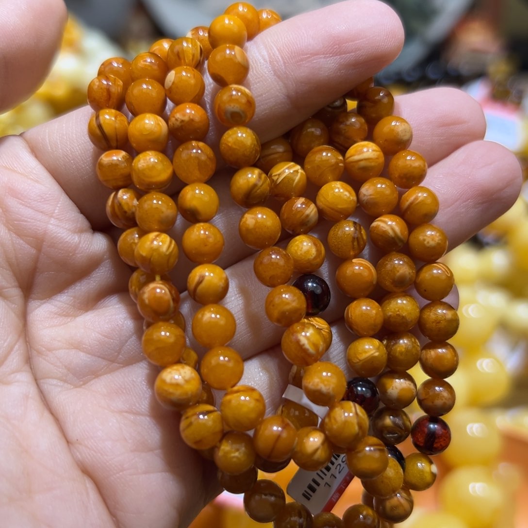琥珀珠宝奇石未镶嵌