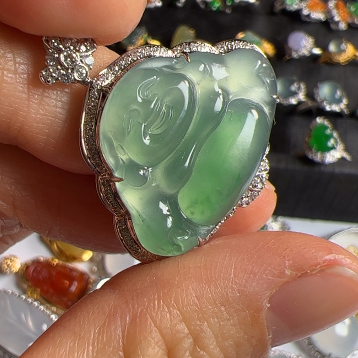 翡翠吊坠(不含链)18K金镶嵌翡翠吊坠项链