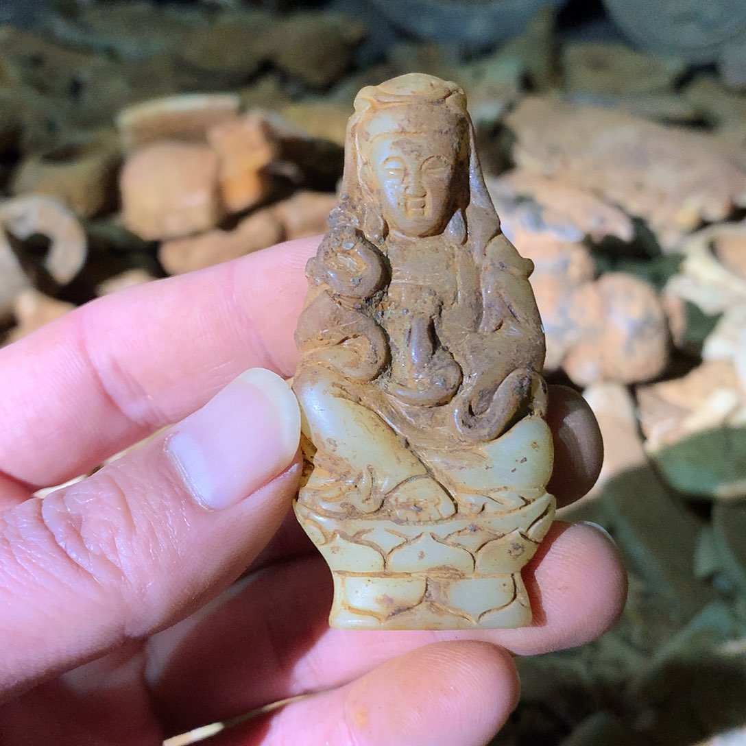 未镶嵌和田玉（糖玉）挂件