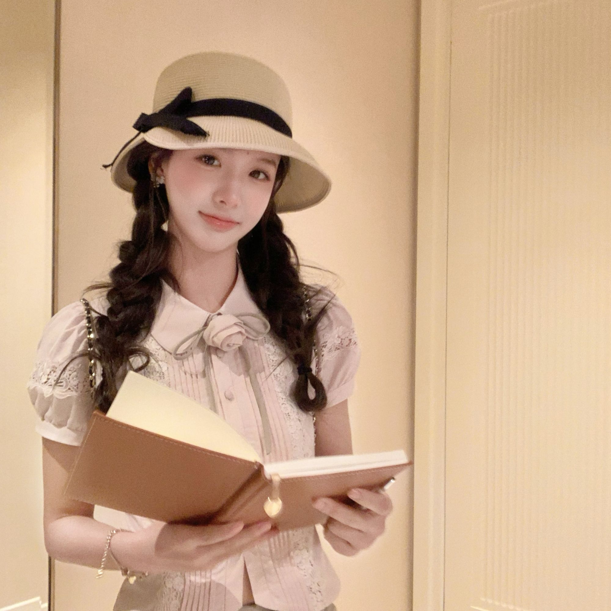 维斯小姐[樱落情书]显瘦南瓜裙裤 手工可拆卸玫瑰收腰衬衣