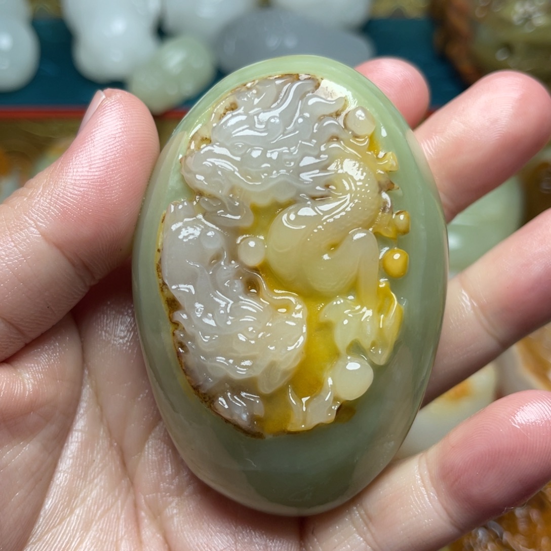 石材天然方解石手把件不退换