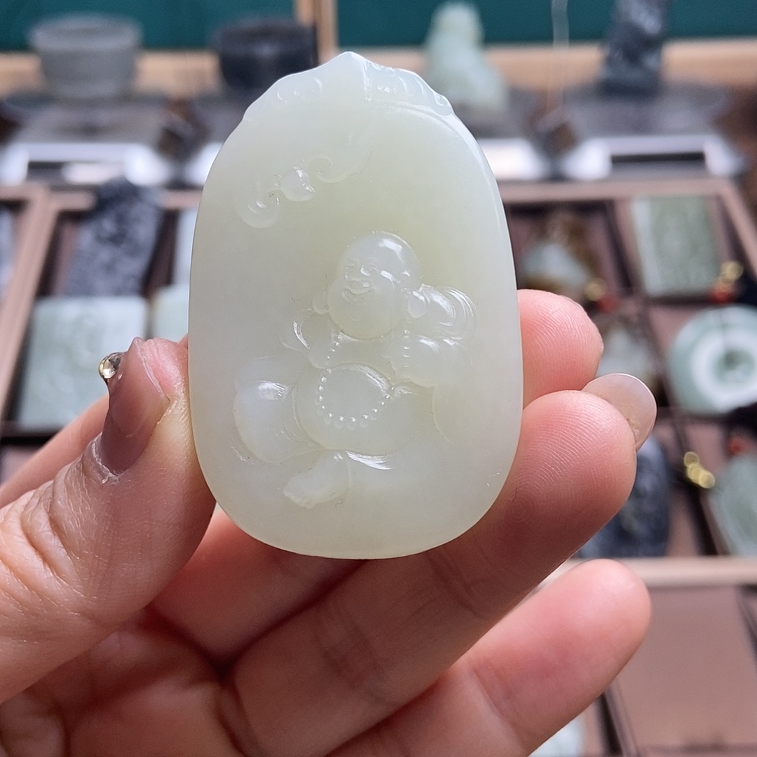 和田玉（糖玉）颈饰未镶嵌