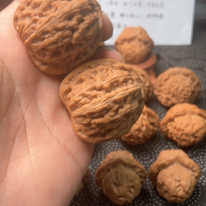 文玩核桃吊坠我****弹红锦鲤42尺寸2069