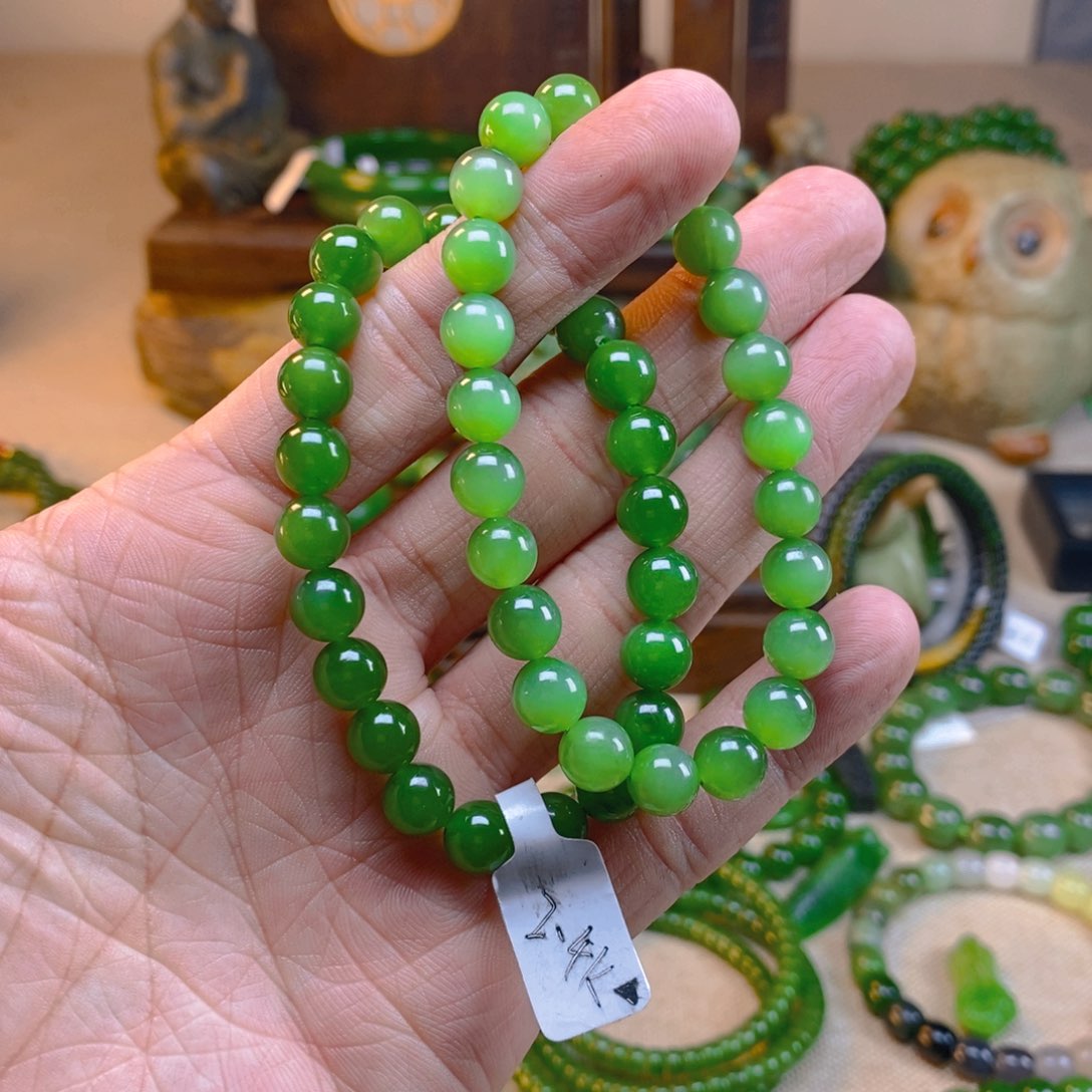 和田玉颈饰未镶嵌后*?